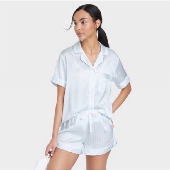 Stars Above Satin Pajama Set Notch Collar Short Sleeve Top Shorts Eye Mask XXL - Picture 2 of 11